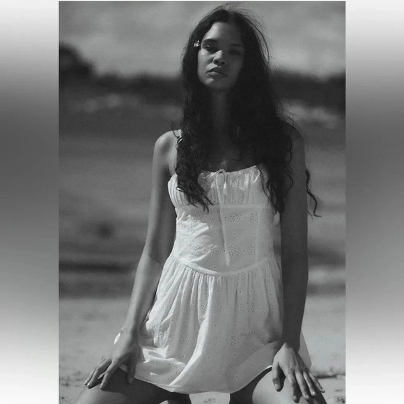 ZARA EMBROIDERED WHITE DRESS WITH BOWS - Picture 5 of 8